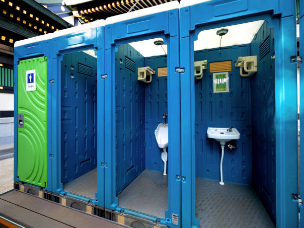 Best Restroom trailer rental cost  in Listoga, CA